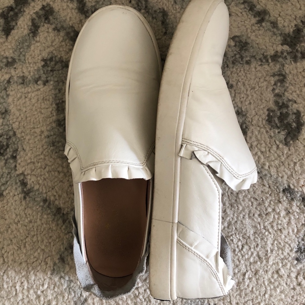 KATE SPADE WHITE SLIP ON SHOES